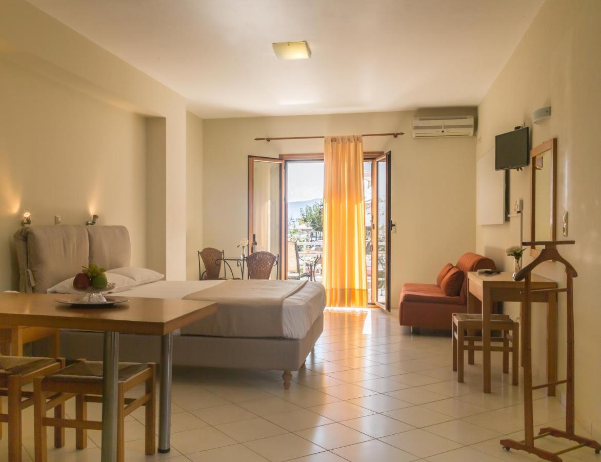 Eleni Suites Methoni Экстерьер фото